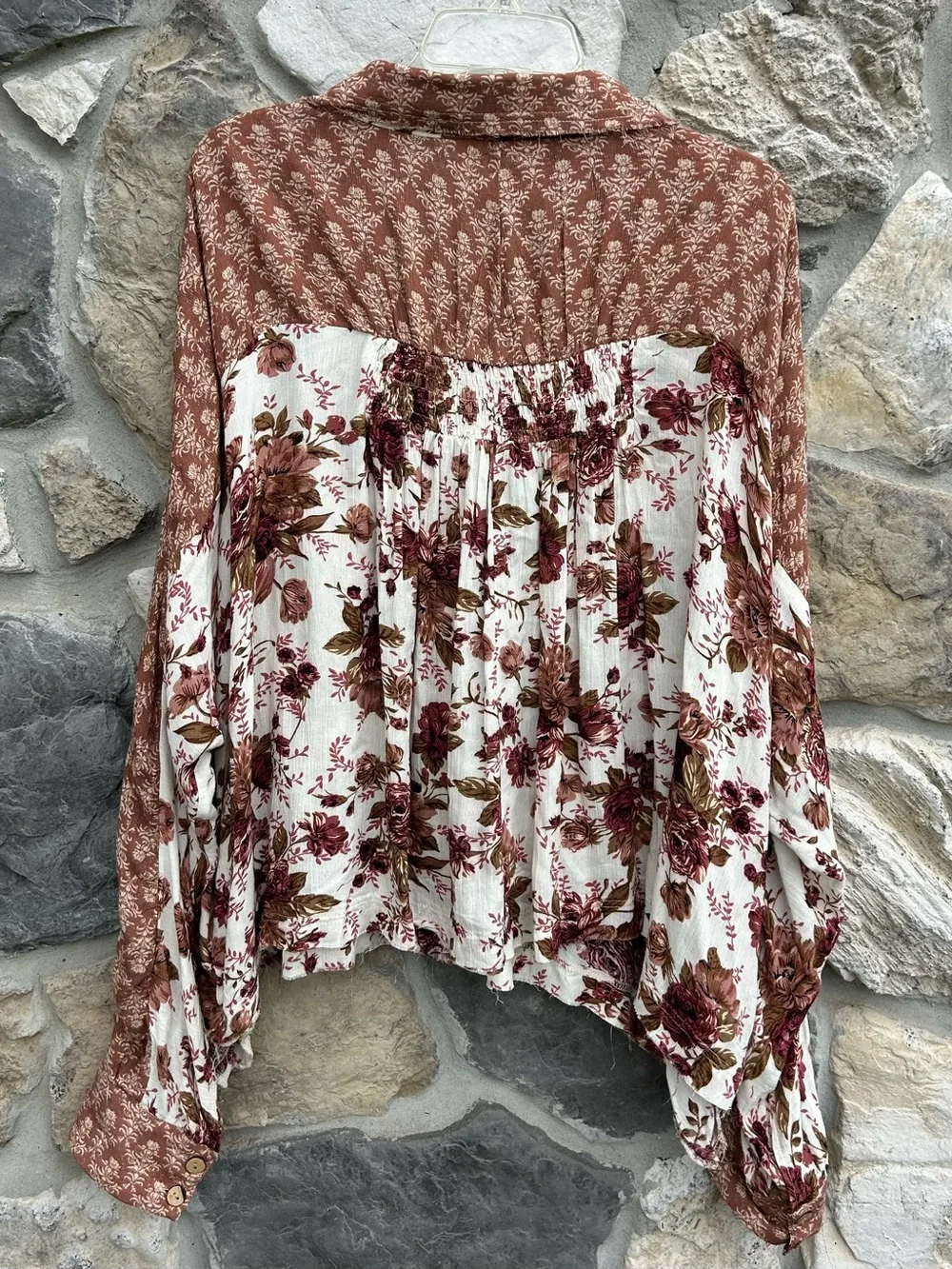 Urban Daizy Oversized Boho Top Size M Floral Patchwork Flowy Raw Hem Shabby Chic - Picture 2 of 6